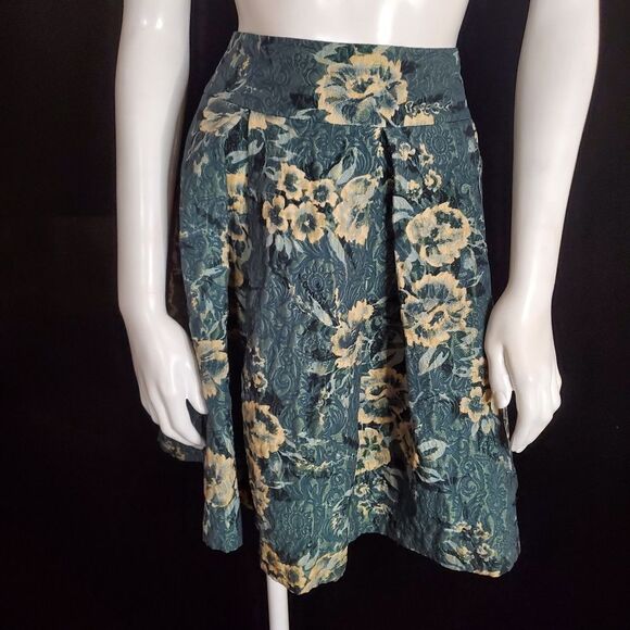 Zara Woman Green, Blue, & Cream Floral Skirt (8) - Picture 2 of 5